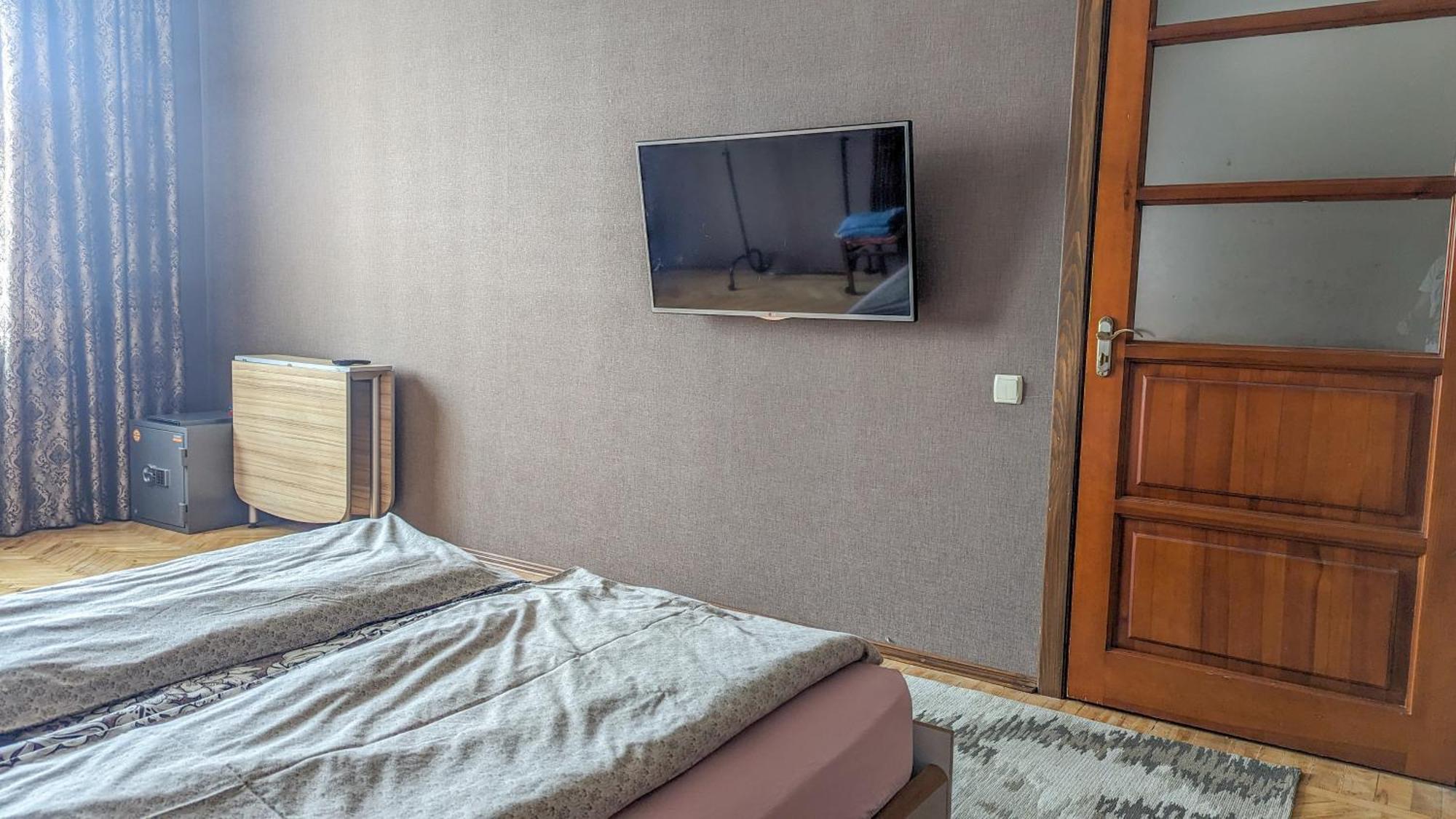 Двухкомнатная Квартира На Пятницкой Chernihiv Luaran gambar
